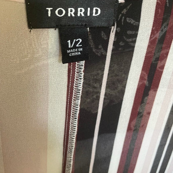 Torrid striped duster size 1/2 - Picture 2 of 6